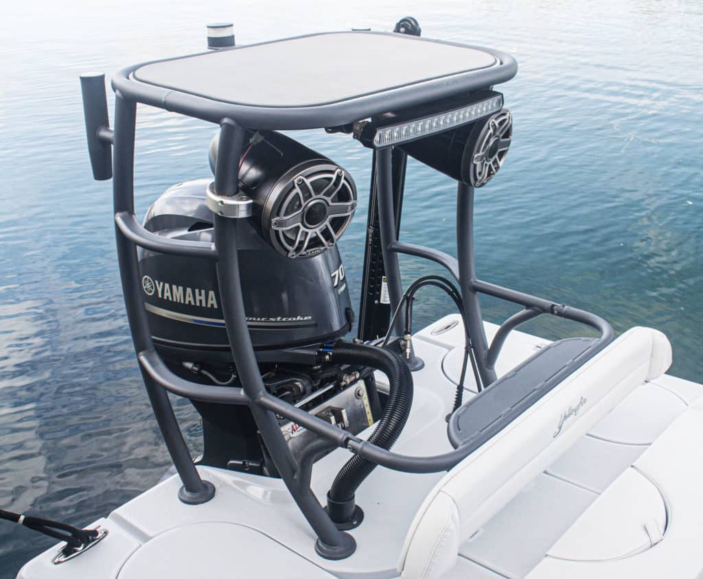 Yellowfin 17 CE poling platform