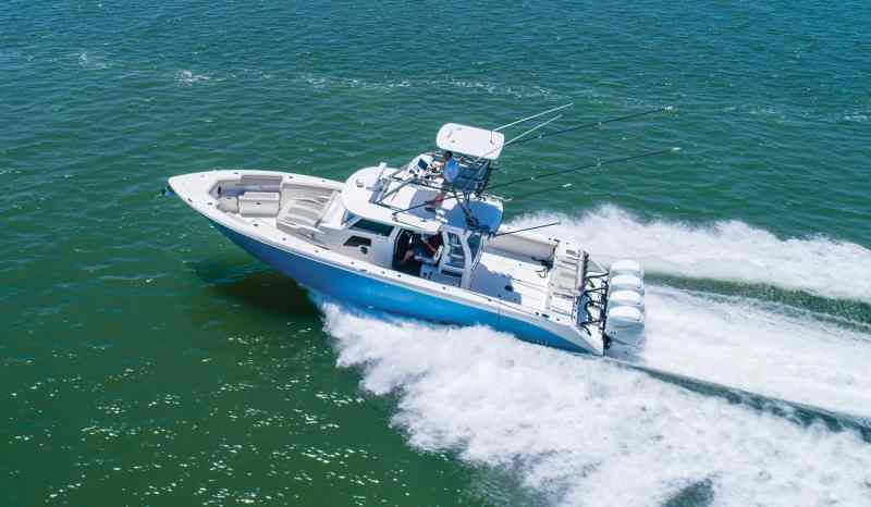 41CS Solace 1 Solace 41CS running in the ocean