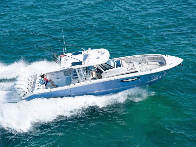 FBBG23-pur1 Pursuit S 428 offshore