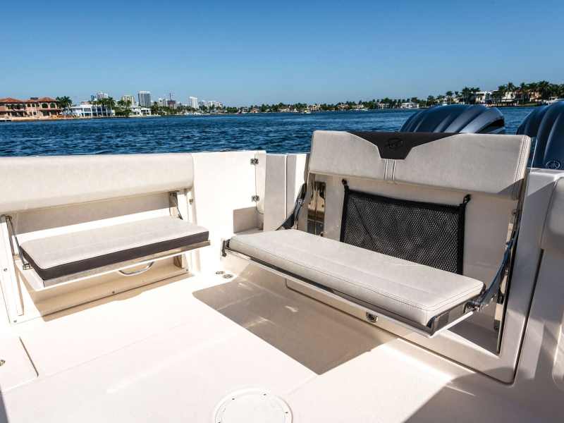Sailfish cockpit seating
