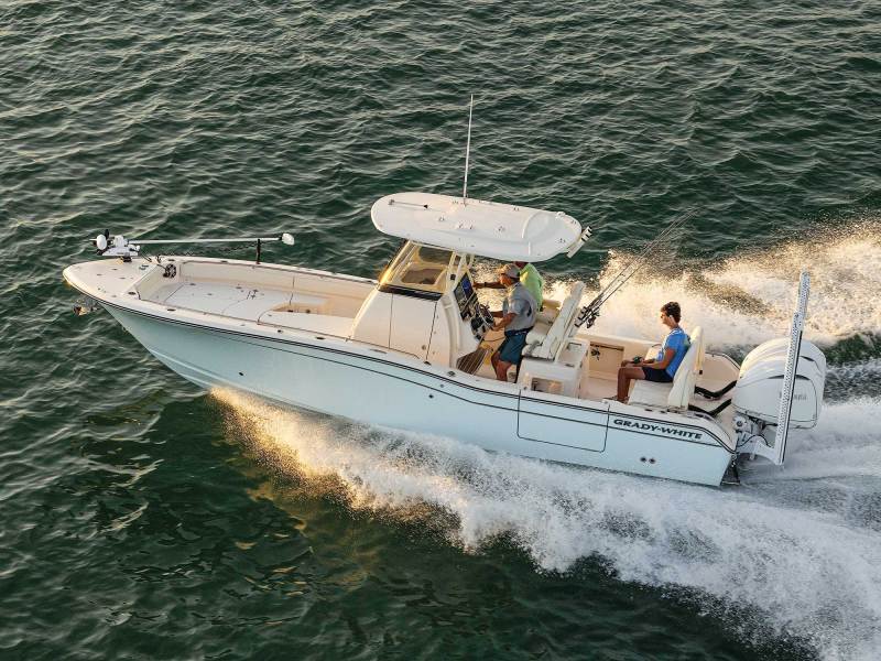 FBBG24-Grady-281CE Grady-White 281 CE cruising
