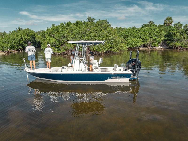 SWS324-Pathfinder-2200-1 Pathfinder 2200 TRS fishing