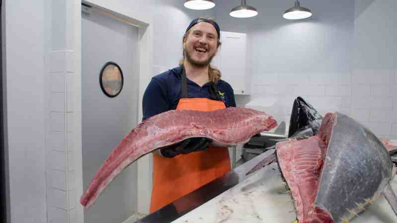 Fillet bluefin tuna