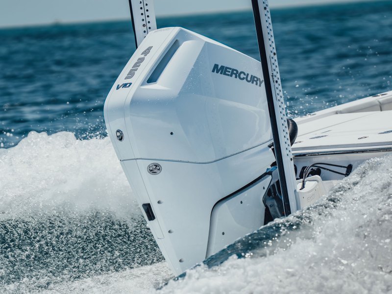 SWS725-Mercury-V10-ZeroComp Mercury V10 Verado outboard