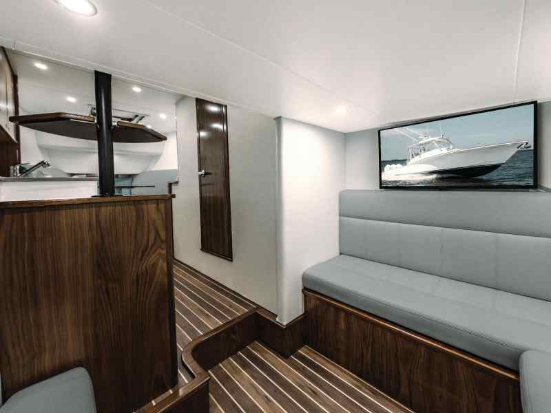 Albemarle 45 Carolinian cabin