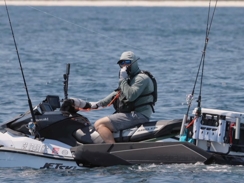 BTG1125-Icom-Jet-Ski Using ICOM M94D while fishing