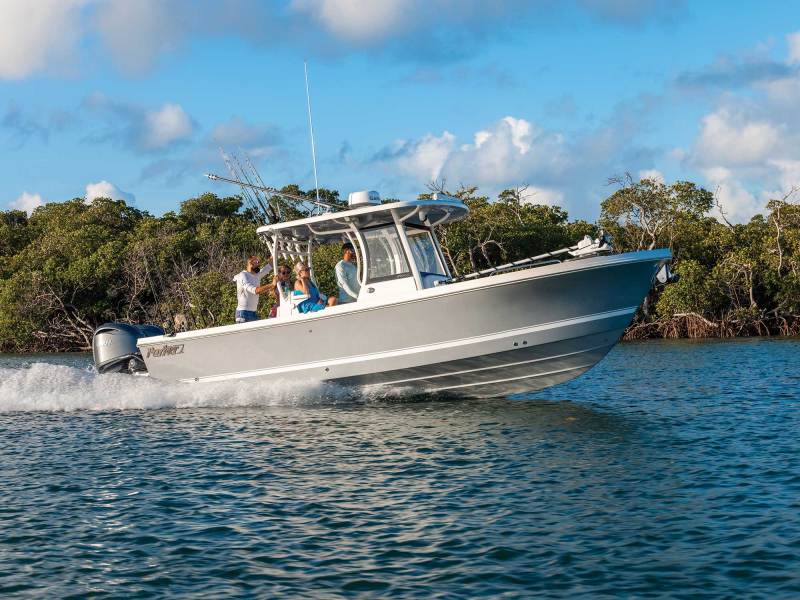 Parker 294 Fathom running near shore
