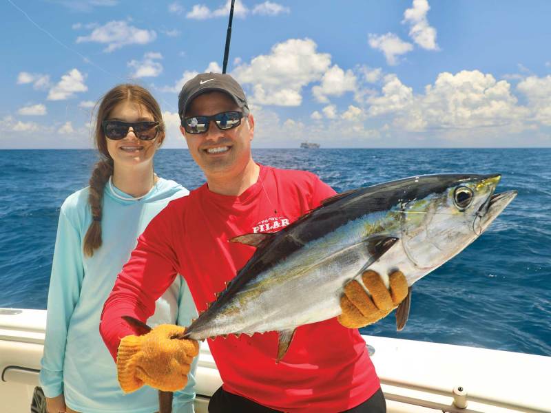 SWS226-TT-Slam-4 Tuna on the boat