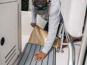 SWS426-BB-Ergo-Helms-1 SeaDek helm pad
