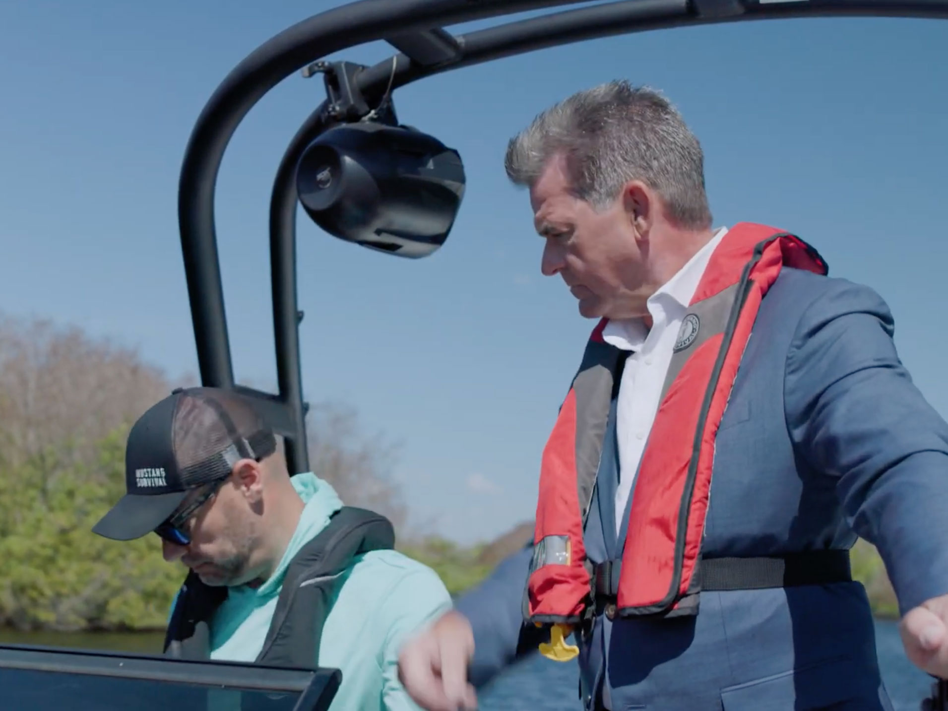 Cabela's Gore-Tex Guidewear Wading Jacket | Salt Water Sportsman