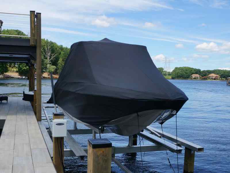 Sunstream Helix2-P hydraulic piling lift with boat